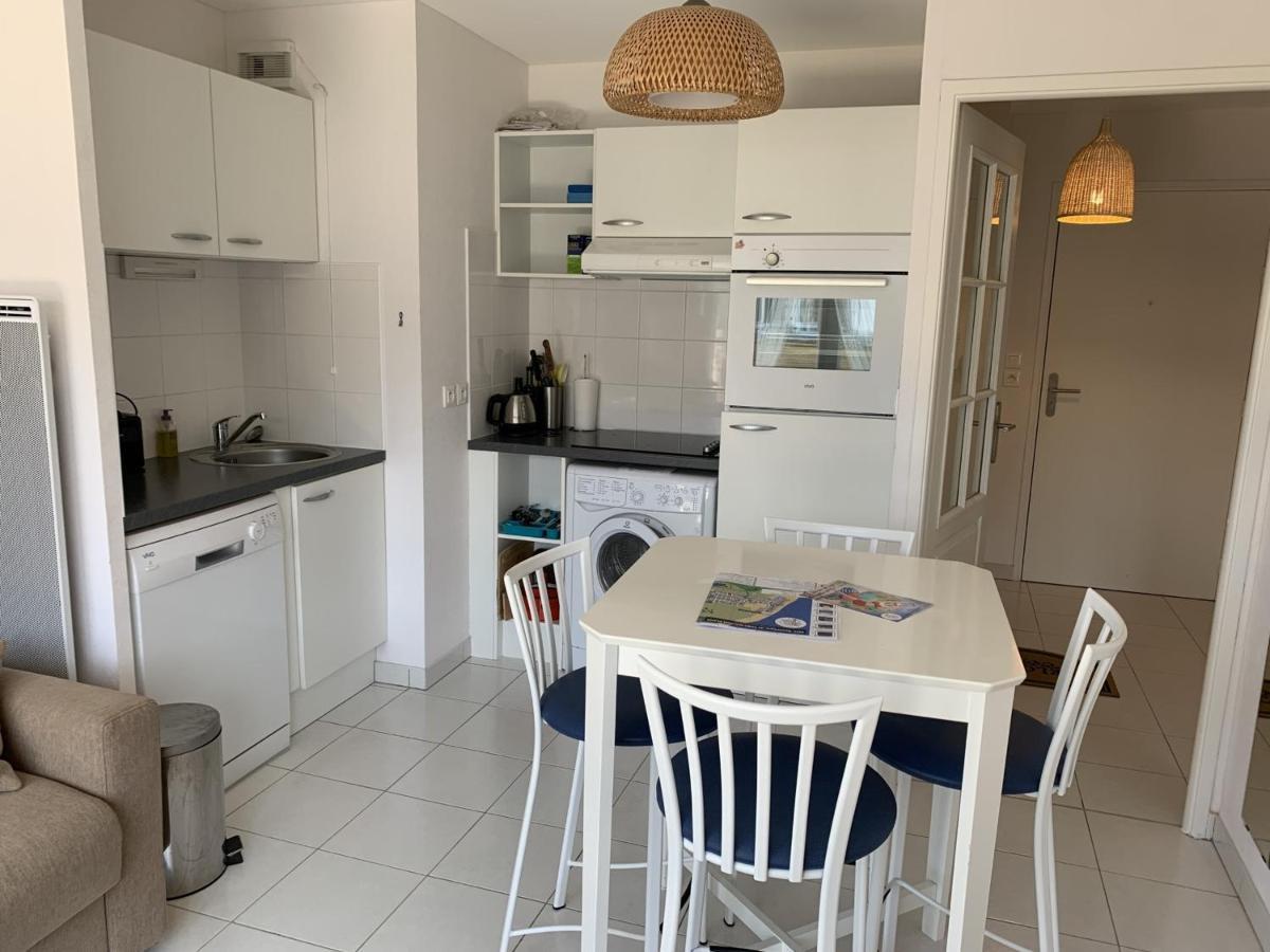 Appartement Proche Plage Avec Parking Et Balcon - Fr-1-482-102 Fort-Mahon-Plage Exterior foto